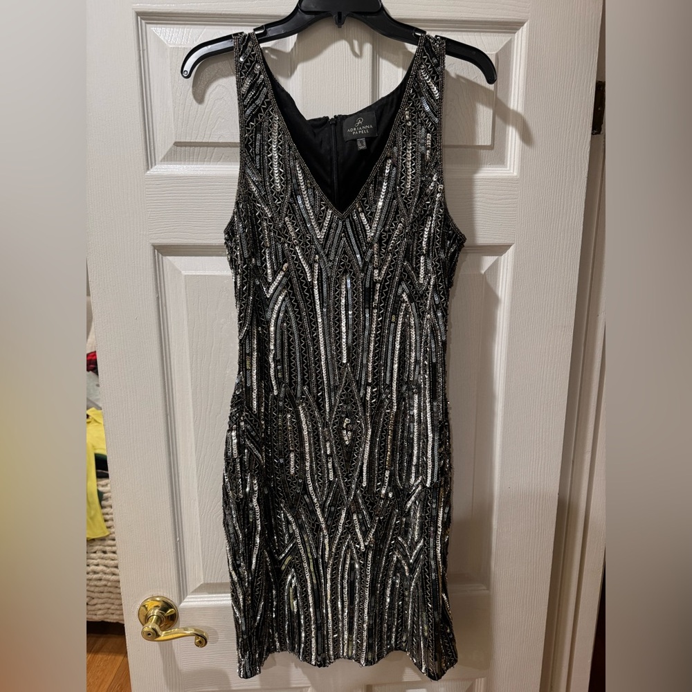 Adrianna Papell Women's Sleeveless V-Neck Embellished Sheath Dress